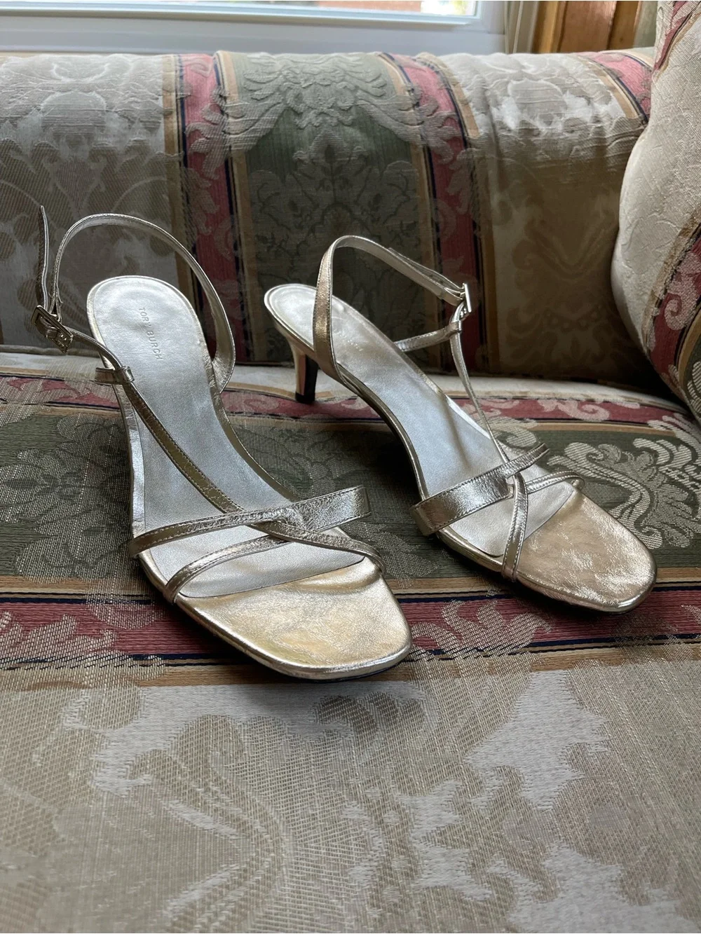 Tory Burch Strappy Metalic Leather Kitten Heel. Size 11 Women N7-18